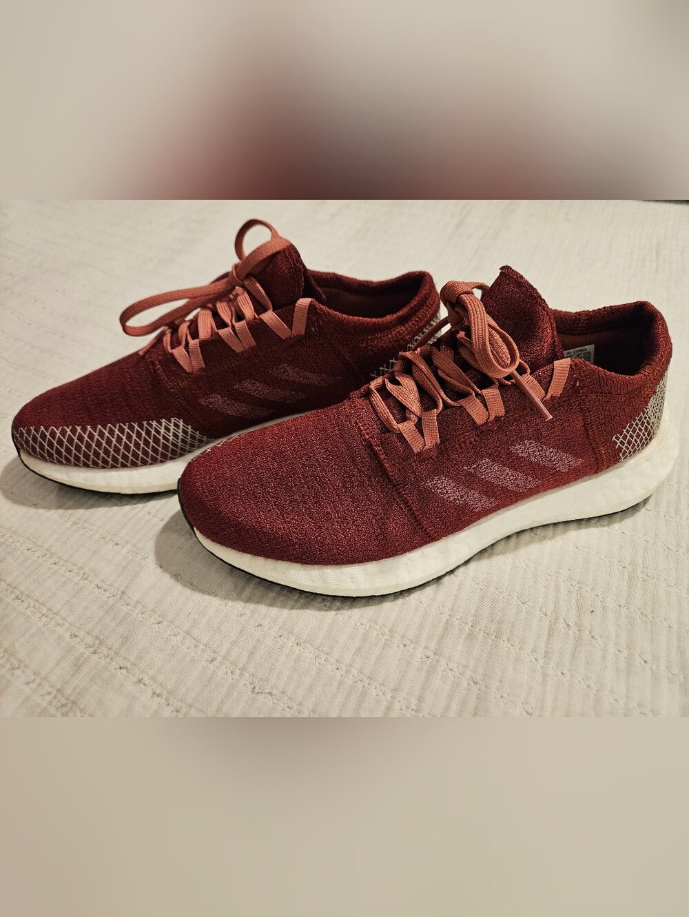 Womens Red White Adidas PureBoost GO Running Trainers Shoes sz 7.5 EU 39 1/3 NEW